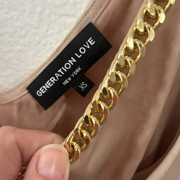 GENERATION LOVE DALLAS CHAIN TANK, NWOT - Picture 7 of 8
